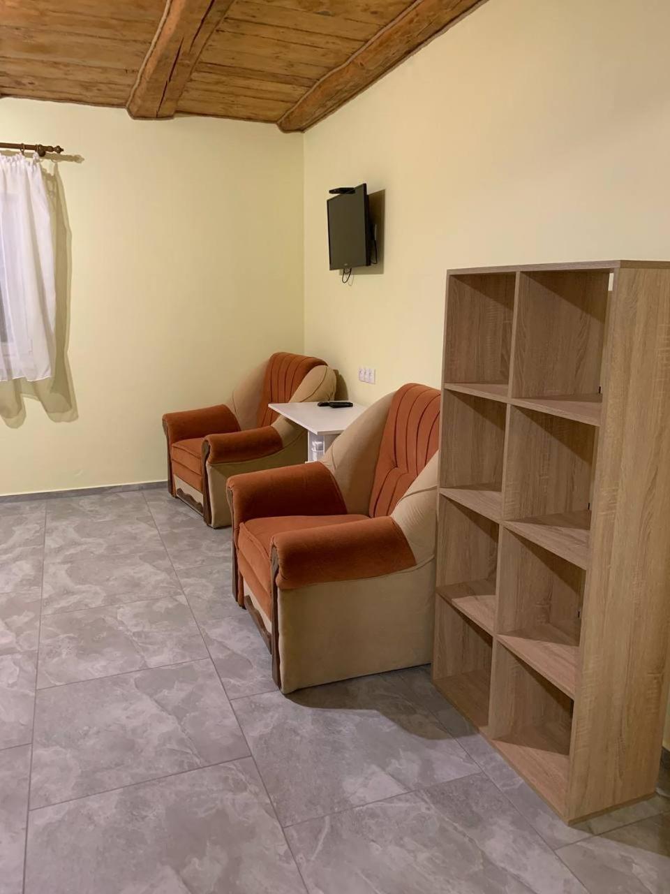 Mini Hotel Polonyna Pilipets Exteriör bild